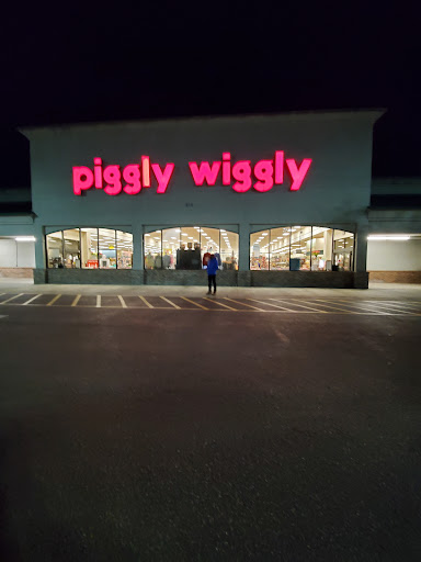 Grocery Store «Piggly Wiggly», reviews and photos, 122 US-17 BUS, Surfside Beach, SC 29575, USA