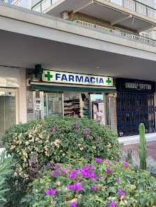 Farmacia Amat C. de Valencia, 4, 03503 Benidorm, Alicante, España