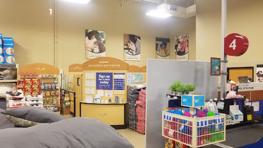 Pet Supply Store «PetSmart», reviews and photos, 730 S Sepulveda Blvd, El Segundo, CA 90245, USA