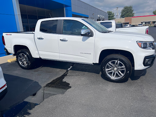 Chevrolet Dealer «Chandler Chevrolet», reviews and photos, 600 Clifty Dr, Madison, IN 47250, USA