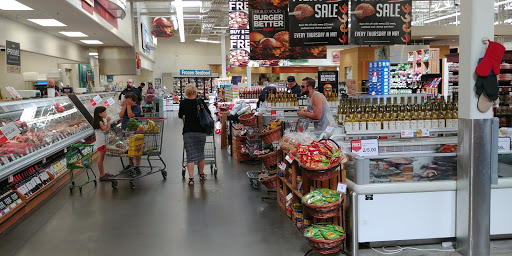 Supermarket «Hy-Vee», reviews and photos, 8701 Douglas Ave, Urbandale, IA 50322, USA