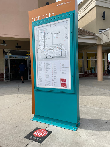 Outlet Mall «Tanger Outlet Myrtle Beach Hwy 17», reviews and photos, 10835 Kings Rd, Myrtle Beach, SC 29572, USA