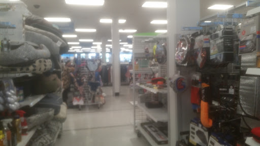 Clothing Store «Ross Dress for Less», reviews and photos, 17084 Slover Ave, Fontana, CA 92337, USA