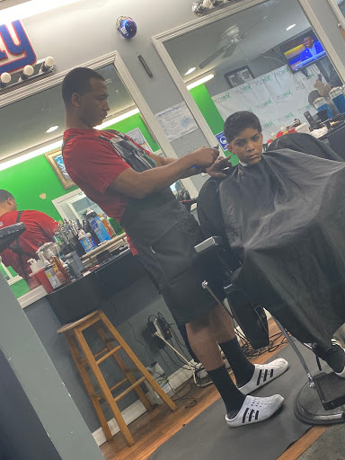 Barber Shop «KobeCuts Barbershop», reviews and photos, 197 Martin Luther King Dr, Jersey City, NJ 07305, USA