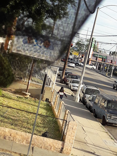 Ice Cream Shop «Boston Cream Doughnut», reviews and photos, 1009 W Anaheim St, Wilmington, CA 90744, USA