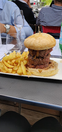 Hamburger du Restaurant français LA PAILLOTE RESTAURANT à Brie-Comte-Robert - n°8