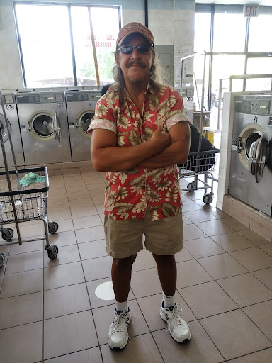 Dry Cleaner «Daisy Laundry Mat Inc», reviews and photos, 6915 Calamus Ave, Flushing, NY 11377, USA