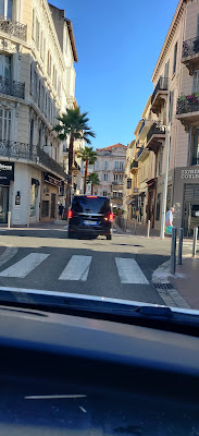 L'Arc à Cannes
