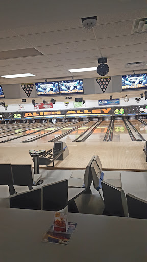 Bowling Alley «Kittyhawk Lanes», reviews and photos, 2241 Birch St, Wright-Patterson AFB, OH 45433, USA