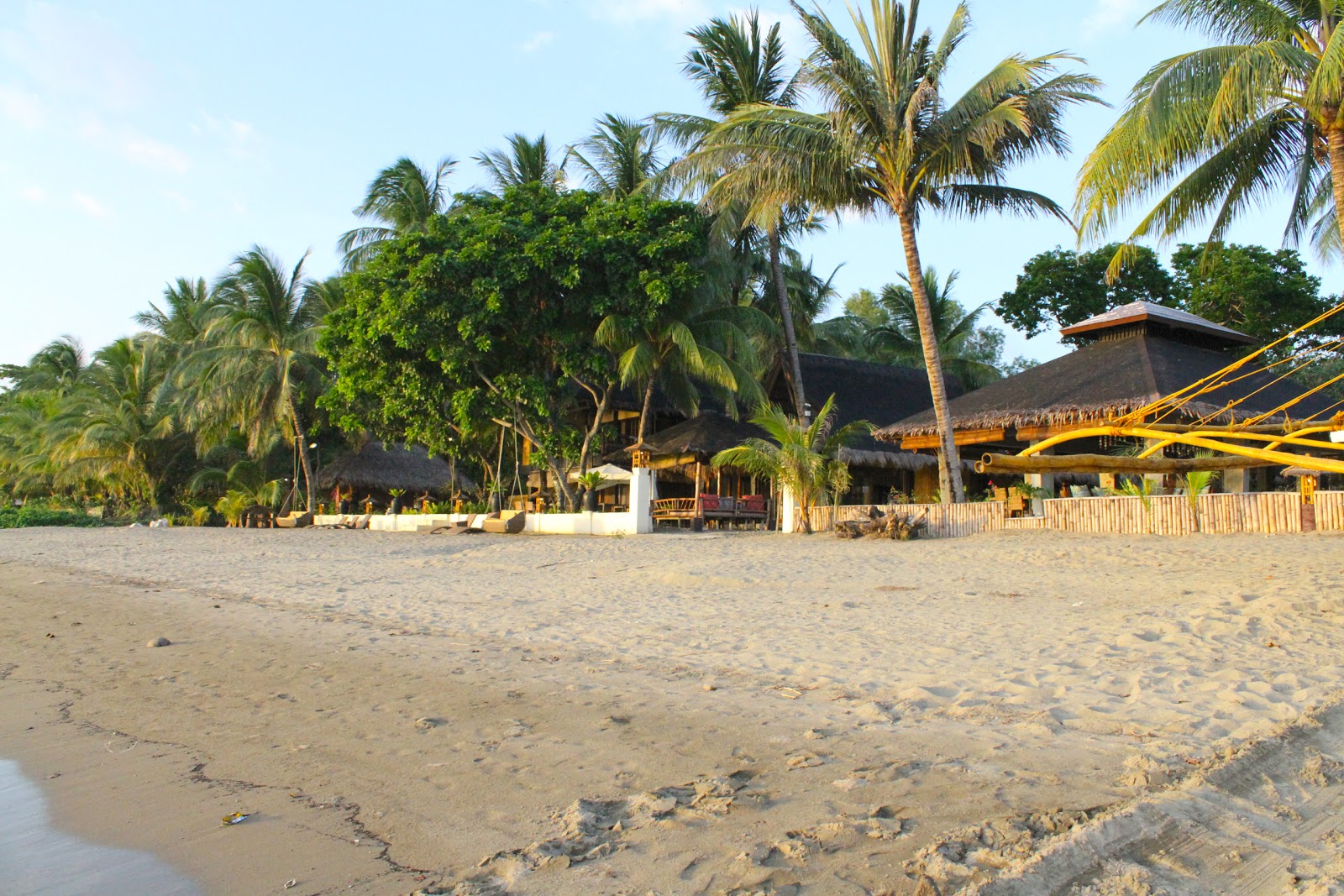 Photo of Nabulao Beach with very clean level of cleanliness