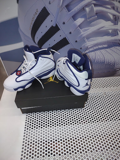 Shoe Store «WSS», reviews and photos, 104 W Foothill Blvd, Rialto, CA 92376, USA