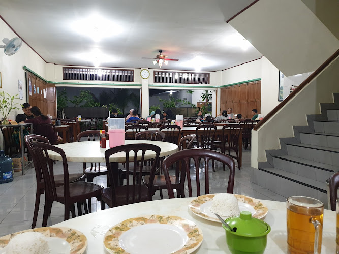 Restoran Seafood di Kab. Pangandaran: Tempat Makan yang Menyajikan Makanan Laut Segar