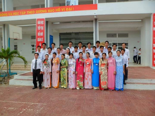 Top 20 cửa hàng việt thy Huyện Trần Văn Thời Cà Mau 2022