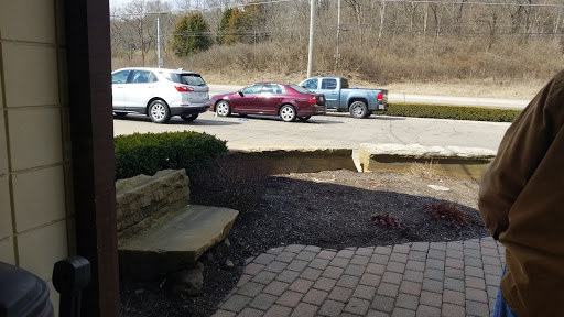 Oil Change Service «Classic Car Wash And Car Care Center», reviews and photos, 728 W Eads Pkwy, Lawrenceburg, IN 47025, USA