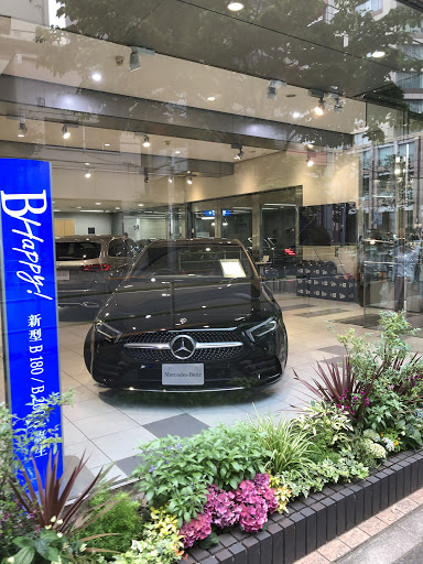 Mercedes Benz Azabu