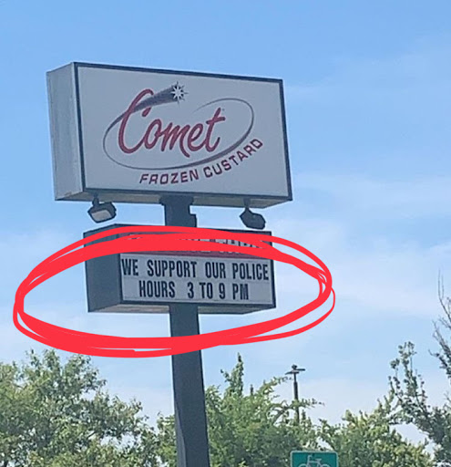 Dessert Shop «Comet Frozen Custard & Coffee», reviews and photos, 3001 Kirchoff Rd, Rolling Meadows, IL 60008, USA