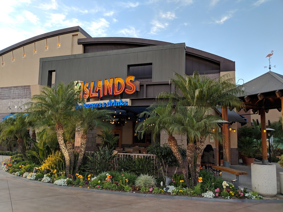 Islands Restaurant Long Beach Towne Center