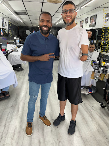 Barber Shop «His City Barber Shop», reviews and photos, 9151 Taft St, Pembroke Pines, FL 33024, USA