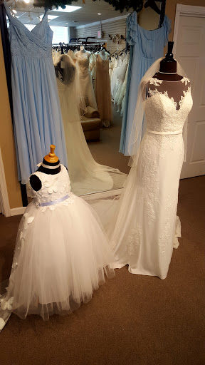 Bridal Shop «Sue Ames Bridal Outlet», reviews and photos, 202 N 10th St, Allentown, PA 18102, USA