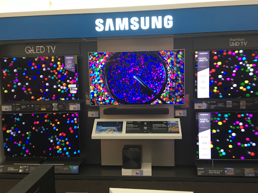 Appliance Store «P.C. Richard & Son», reviews and photos, 1685 Old Country Rd, Riverhead, NY 11901, USA