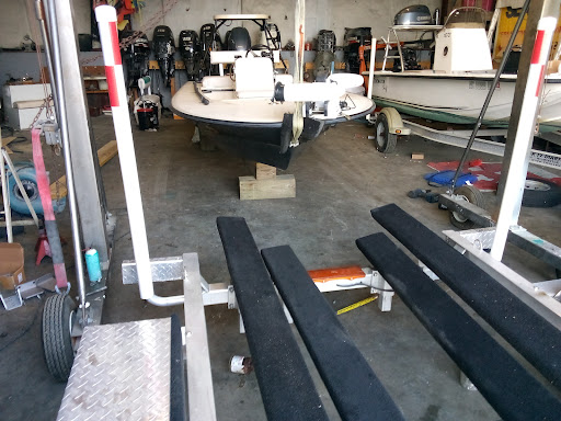 Boat repair shop Wilmington