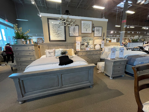 Furniture Store «Ashley HomeStore», reviews and photos, 3667 N Freeway Blvd, Sacramento, CA 95834, USA