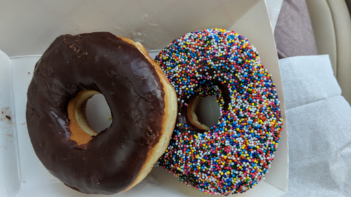 Donut Shop «Donut King», reviews and photos, 1660 Girod St, Mandeville, LA 70448, USA