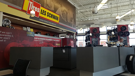 Tire Shop «Les Schwab Tire Center», reviews and photos, 10489 Chambers Rd, Commerce City, CO 80022, USA