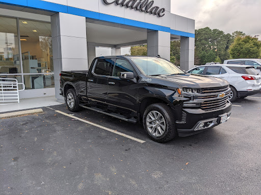 Cadillac Dealer «Holiday Chevrolet Cadillac», reviews and photos, 543 2nd St, Williamsburg, VA 23185, USA