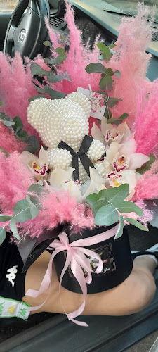 Flowers For You Βυρωνας - Ανθοπωλείο