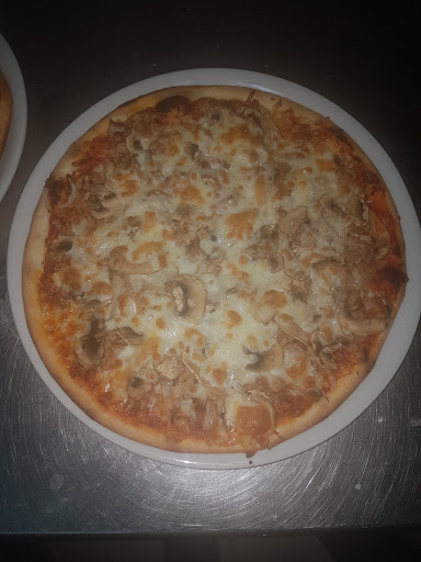 Javi Kebab Pizza - C. Ancha, 41, 04620 Vera, Almería, España