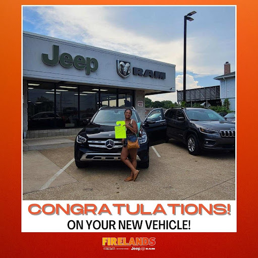 Car Dealer «Kasper Chrysler Dodge Jeep», reviews and photos, 2206 Cleveland Rd W, Sandusky, OH 44870, USA