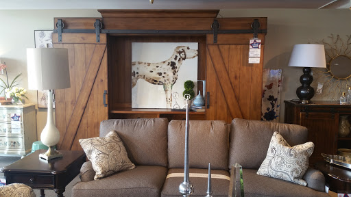 Furniture Store «Art Van Furniture - Ann Arbor», reviews and photos, 425 E Eisenhower Pkwy, Ann Arbor, MI 48108, USA