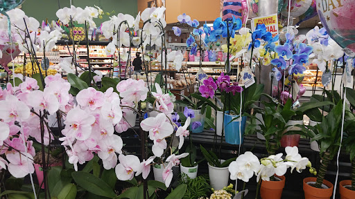 Grocery Store «Superior Grocers», reviews and photos, 7300 Atlantic Ave, Bell, CA 90201, USA