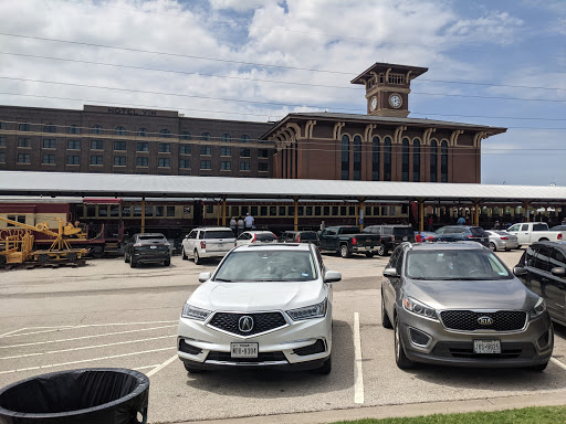 Historical Landmark «Grapevine Vintage Railroad», reviews and photos, 707 S Main St, Grapevine, TX 76051, USA