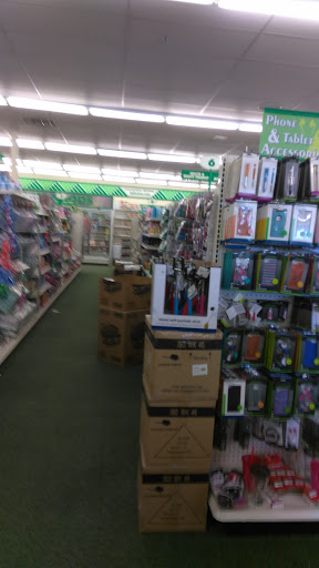Dollar Store «Dollar Tree», reviews and photos, 10 Gooding Ave, Bristol, RI 02809, USA
