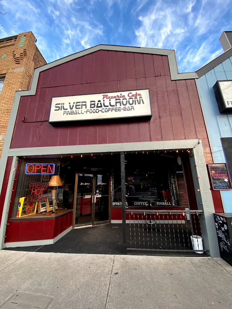 The Silver Ballroom Pizzeria & Pinball Lounge 48192