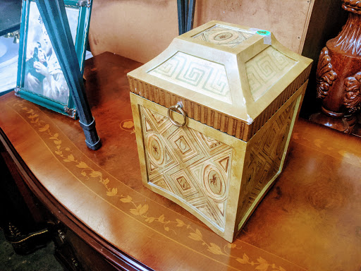 Thrift Store «Bnai Tzedukah Thrift Store», reviews and photos, 203 Sheridan Blvd, Inwood, NY 11096, USA