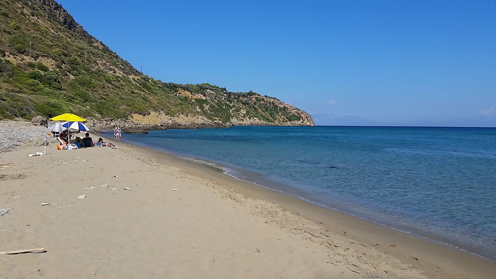 Photo de Kalamaki beach avec un rivage spacieux
