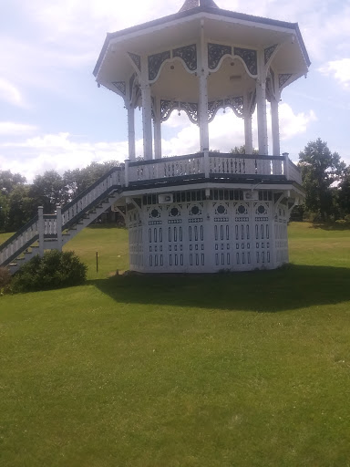 Car Dealer «Genesee Valley Chrysler Dodge Jeep», reviews and photos, 1695 Interstate Dr, Avon, NY 14414, USA