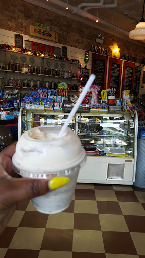 American Restaurant «Lickity Split Frozen Custard», reviews and photos, 6056 N Broadway St, Chicago, IL 60660, USA