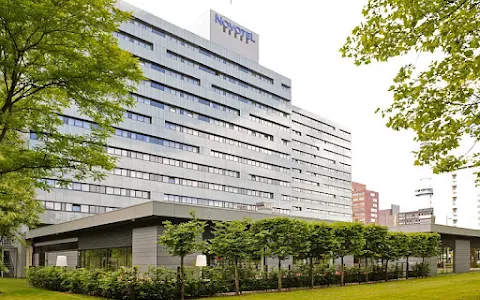 Novotel image