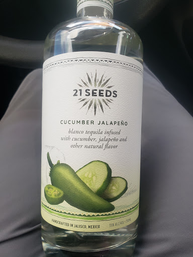 Liquor Store «Village South Wine & Spirits», reviews and photos, 804 N Ridge Rd #A, Castle Rock, CO 80104, USA