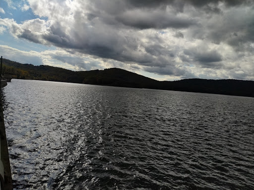 Tourist Attraction «Monksville reservoir», reviews and photos, 111 Beech Rd, Hewitt, NJ 07421, USA