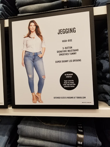 Clothing Store «Torrid», reviews and photos, 2270 E Williams Field Rd Suite # 684, Gilbert, AZ 85296, USA