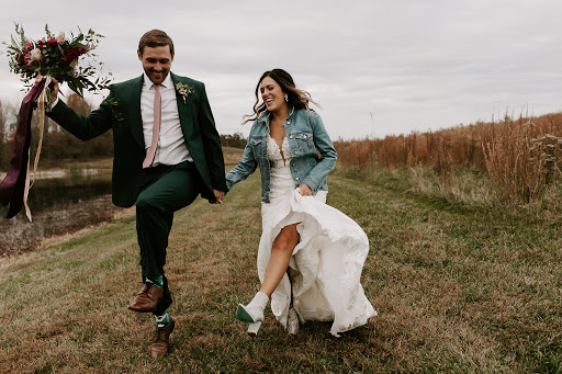 Bridal Shop «House of White Bridal Boutique», reviews and photos, 3 Market St, Newburgh, IN 47630, USA