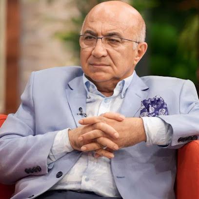 Psikiyatrist Prof. Dr. Arif VERİMLİ