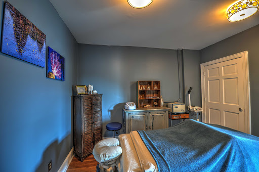 Massage Therapist «Sacred Waters Holistic Spa & Boutique», reviews and photos, 3319 W Cary St, Richmond, VA 23221, USA