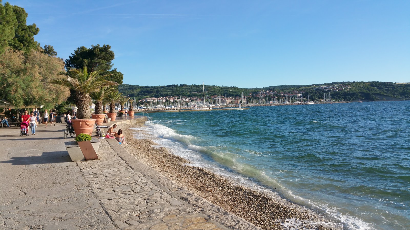 Foto di Plaza Svetilnik con una costa spaziosa