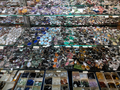 Store «Crystal Heart Books & Beads», reviews and photos, 4675 SW Washington Ave, Beaverton, OR 97005, USA